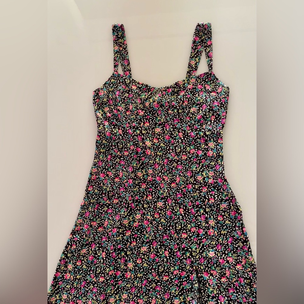 Zara Strappy Floral Maxi Dress w/ Slit & Smocked Back - Women’s Medium - Worn 1x